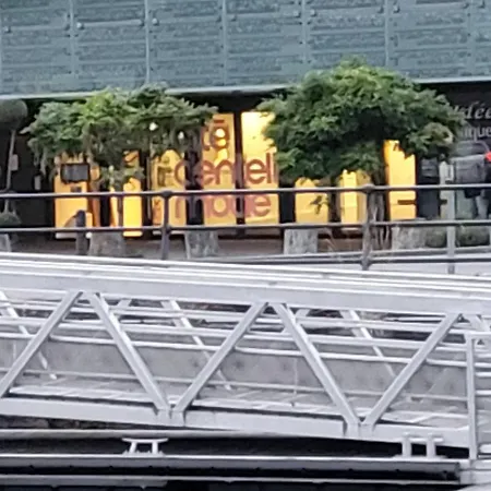 Le Petit Paradis * 칼라이스