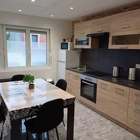 Le Petit Paradis Apartment Calais
